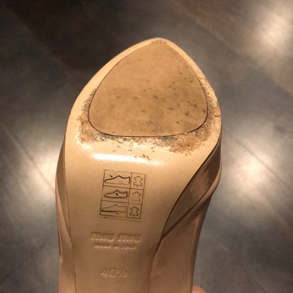 Miu Miu Platform Semi Pointed-Toe Pumps - Picture 5 of 5